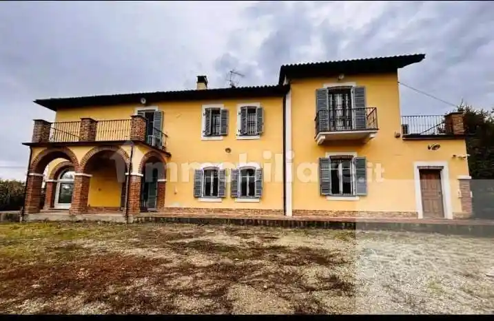 Villa in vendita a Alessandria