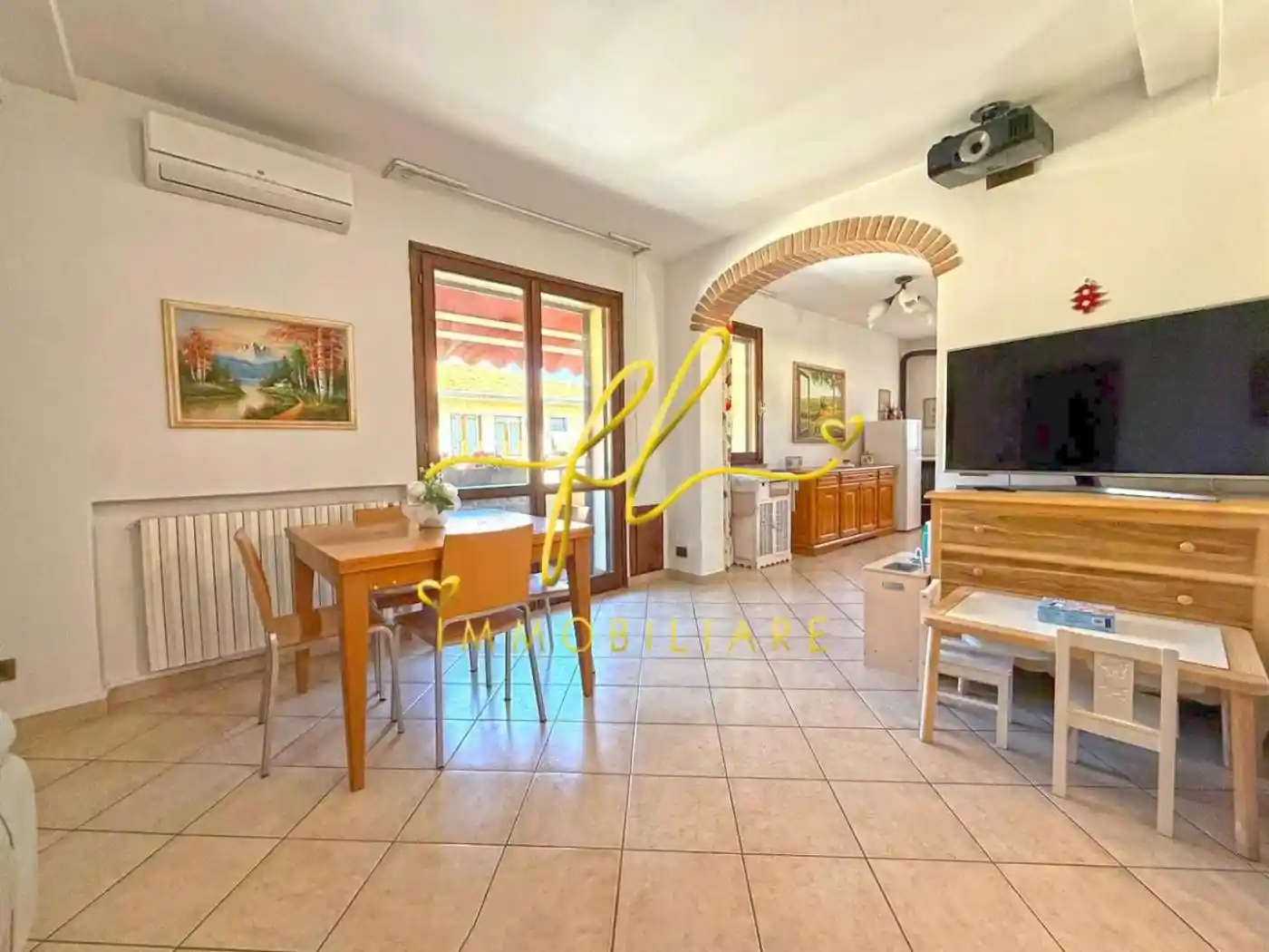 Appartamento in vendita a Cecina