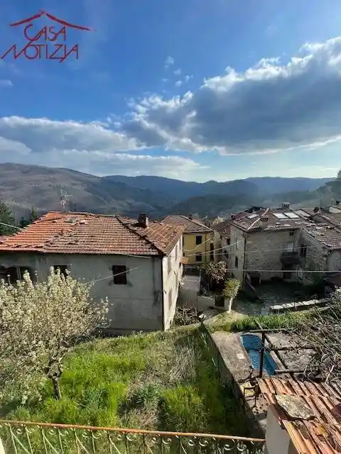 Casa indipendente in vendita a Bagni di Lucca