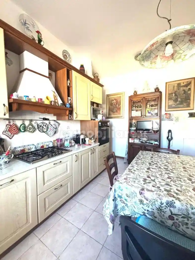 Appartamento in vendita a Livorno