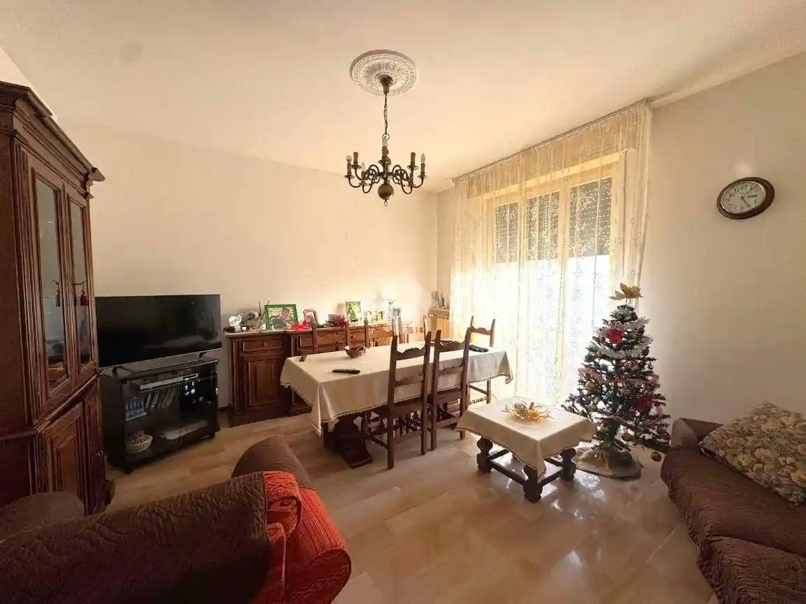 Appartamento in vendita a Novara