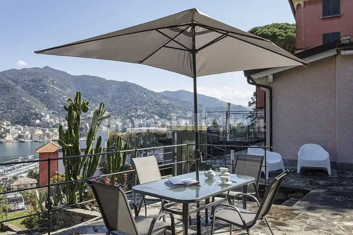 Villa in vendita a Rapallo