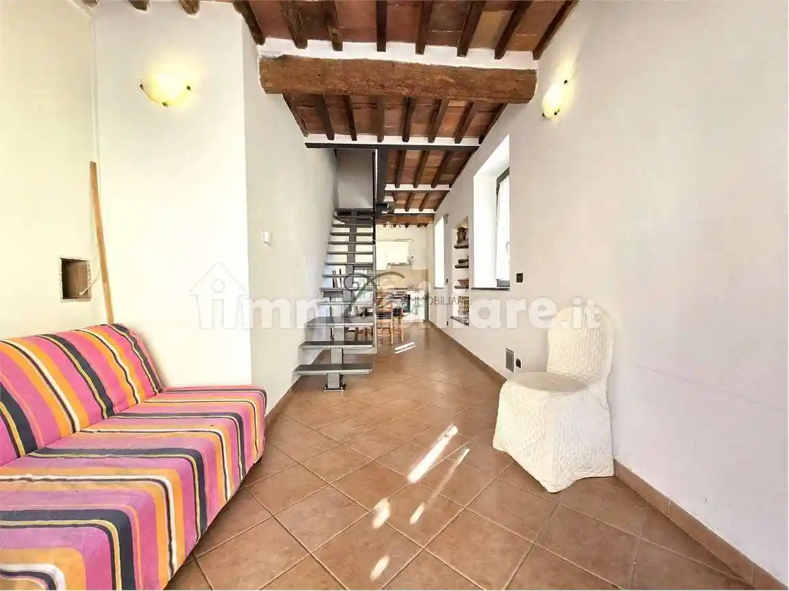 Casa indipendente in vendita a Lucca