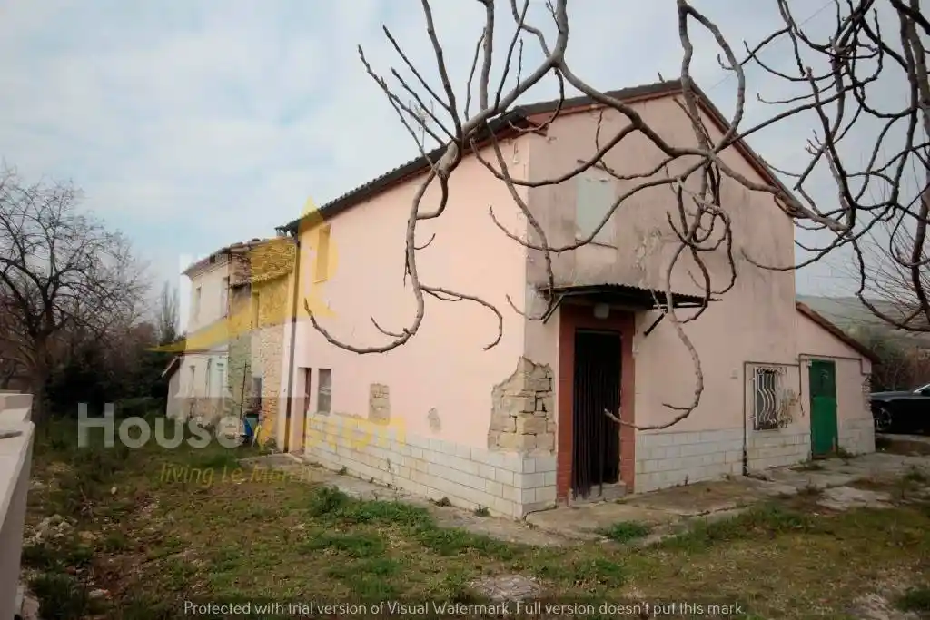 Rustico - Casale in vendita a Castelplanio