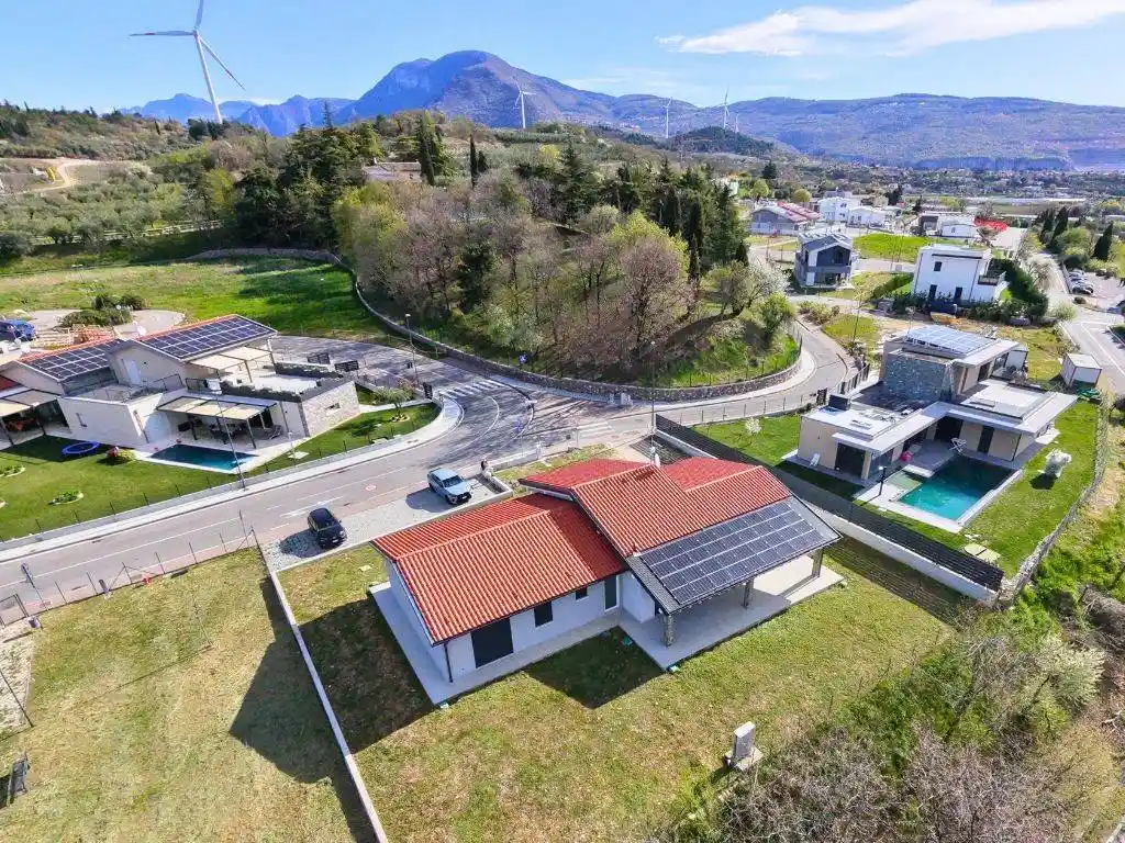 Villa in vendita a Affi