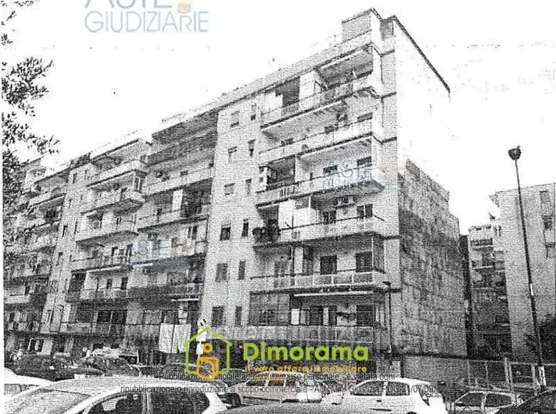Appartamento in vendita a Napoli