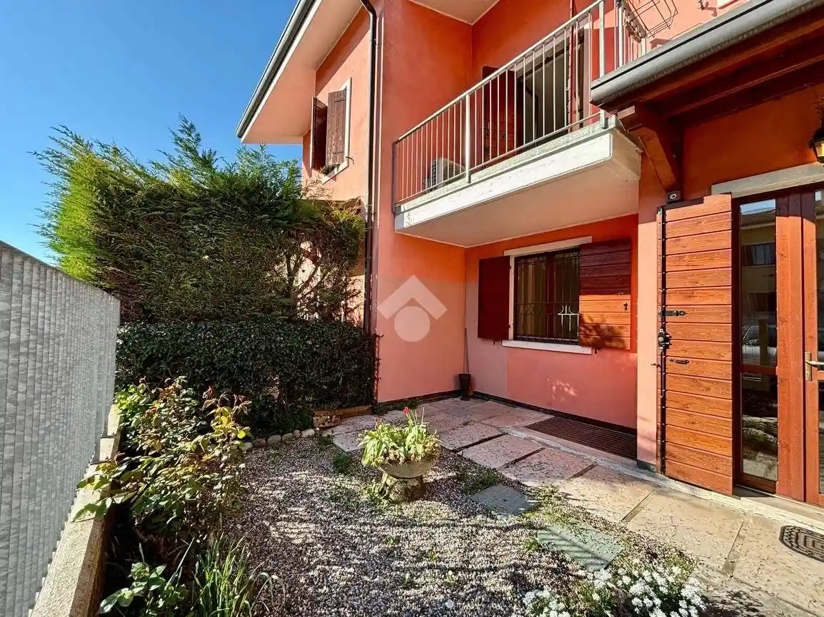 Villetta a schiera in vendita a Sona