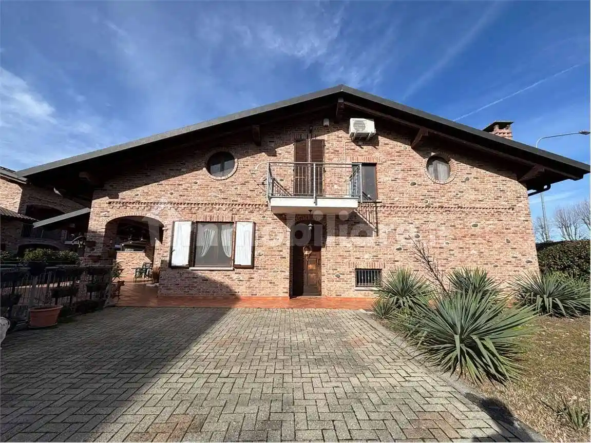 Villa in vendita a Cambiano