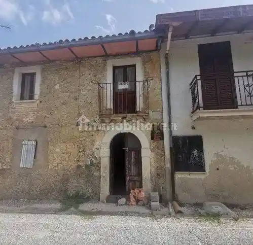 Villa in vendita a Tagliacozzo
