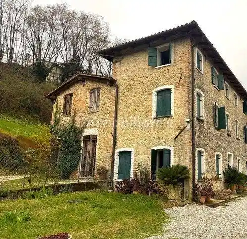 Rustico - Casale in vendita a Susegana