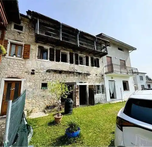 Rustico - Casale in vendita a Miane