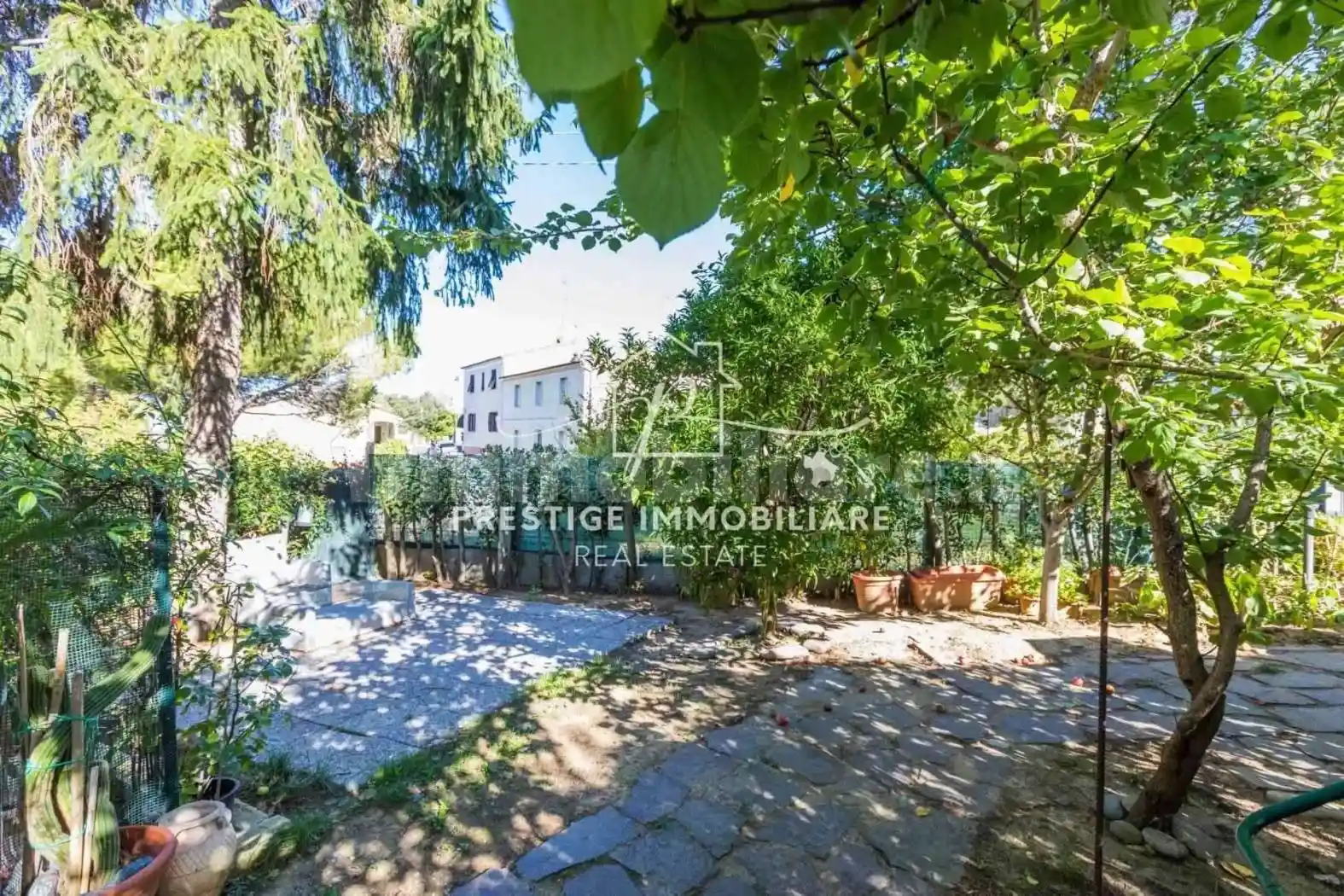 Casa indipendente in vendita a Livorno
