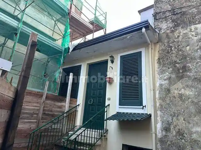 Appartamento in vendita a Giffoni Sei Casali