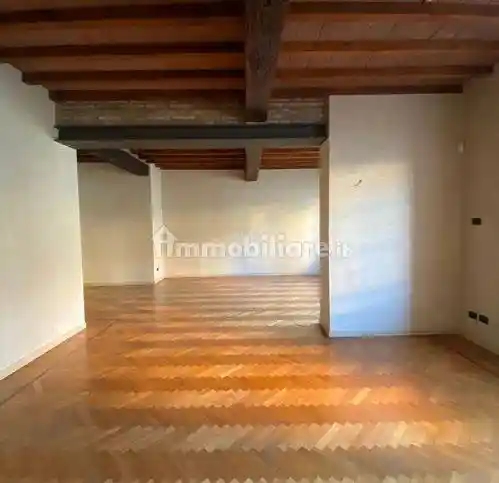 Appartamento in affitto a Parma