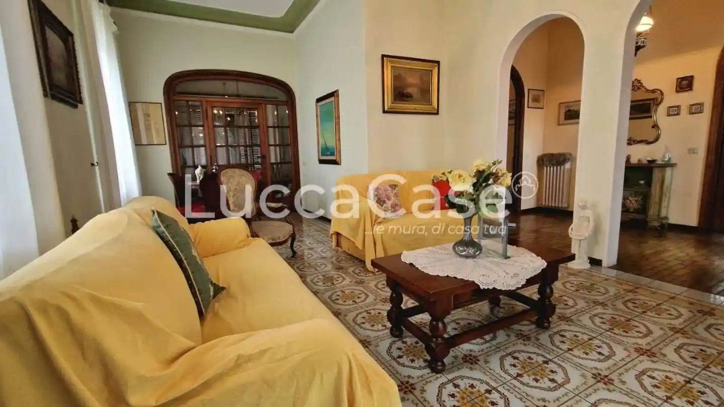 Villa in vendita a Lucca