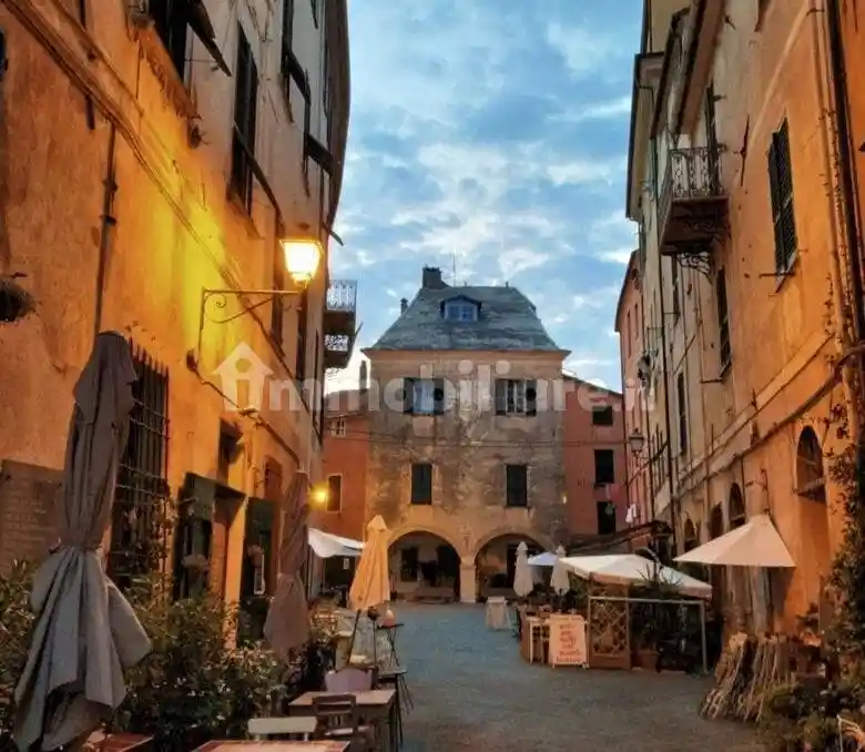 Appartamento in affitto a Finale Ligure