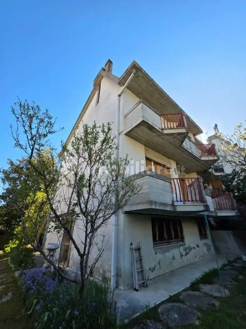 Villetta a schiera in vendita a Folignano