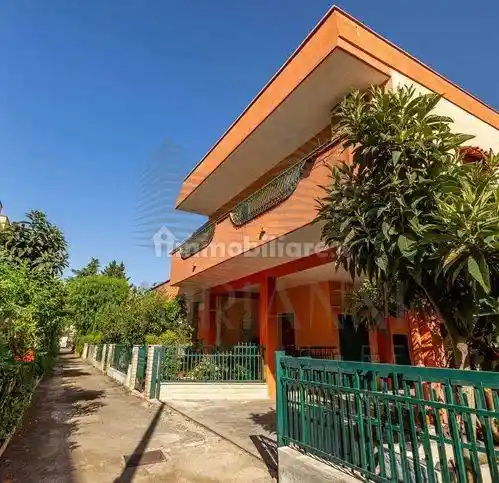 Casa indipendente in vendita a Bitritto