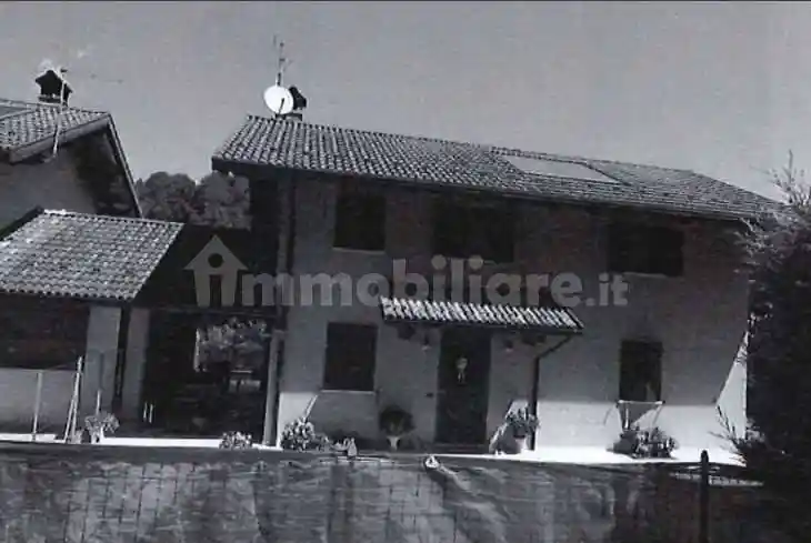 Casa indipendente in vendita a Borgo Valbelluna