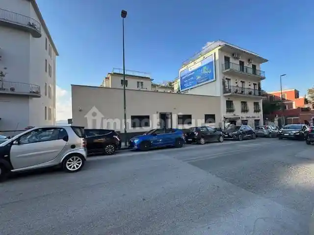 Appartamento in affitto a Napoli