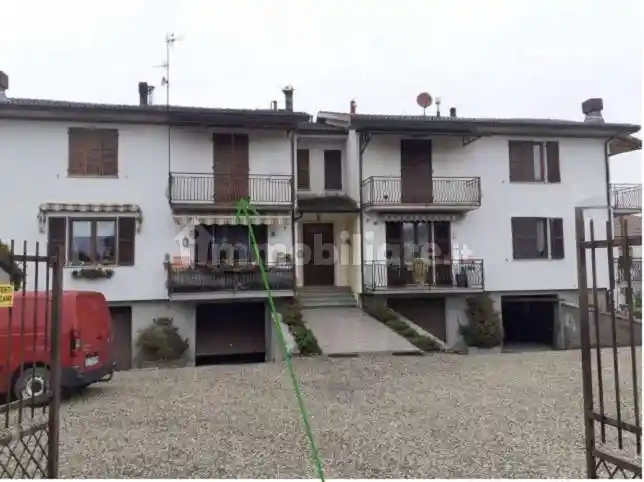 Appartamento in vendita a Villalvernia