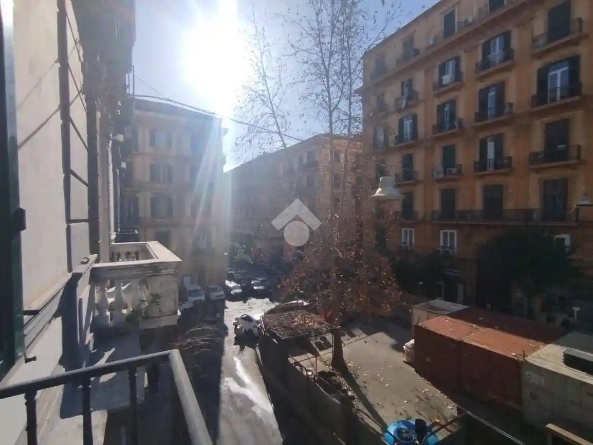 Appartamento in affitto a Napoli