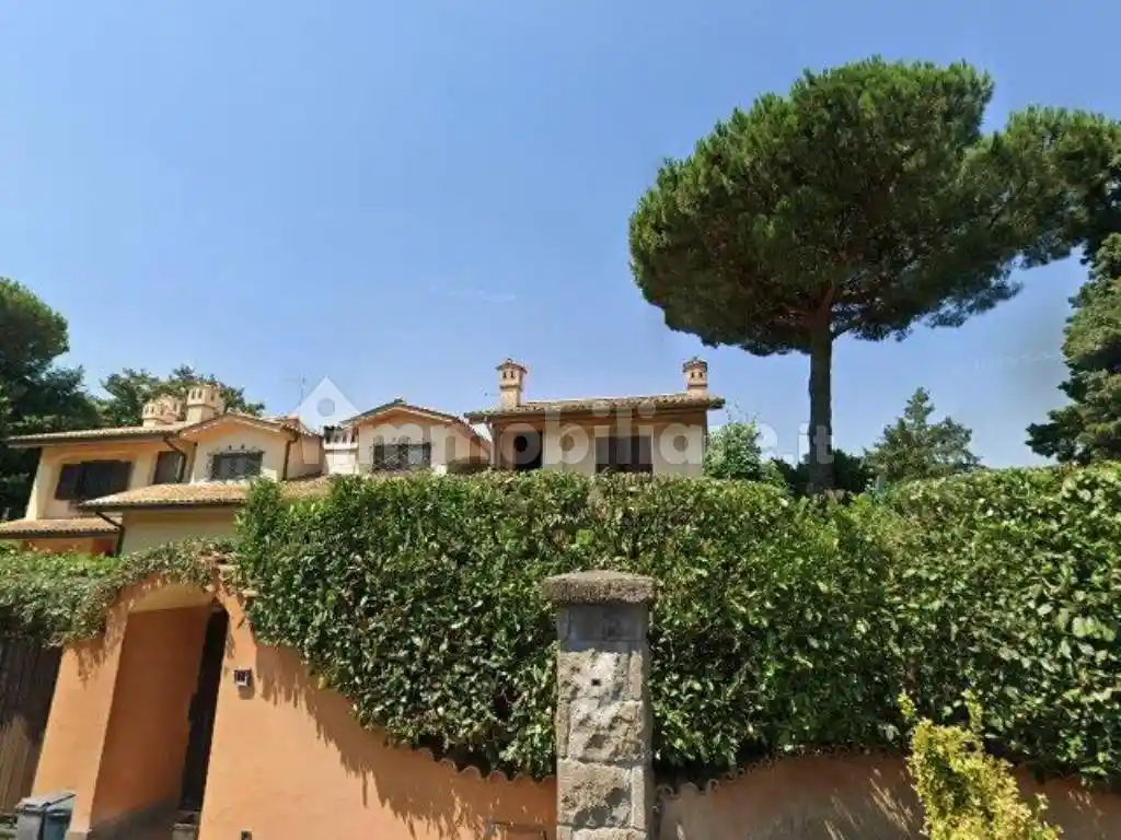 Villa in vendita a Rocca di Papa