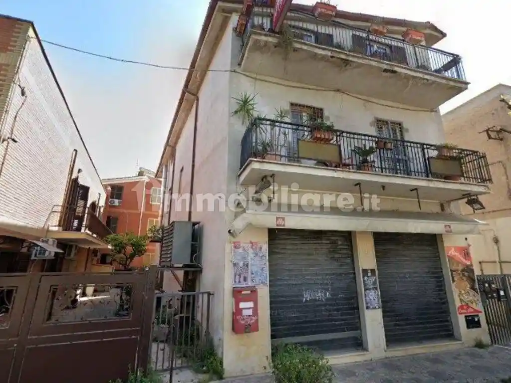Appartamento in vendita a Guidonia Montecelio