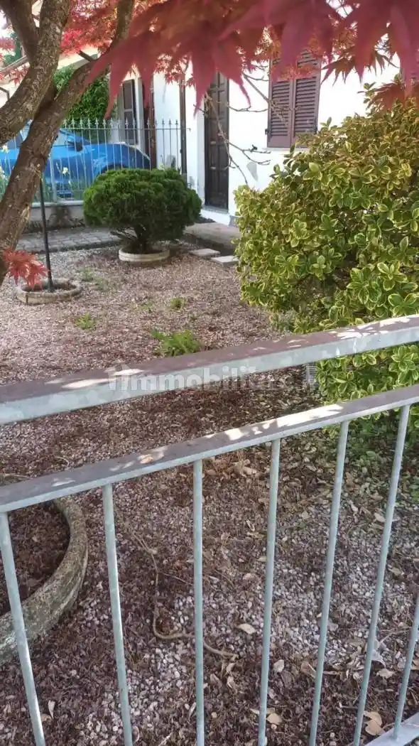 Villa in vendita a Cervesina