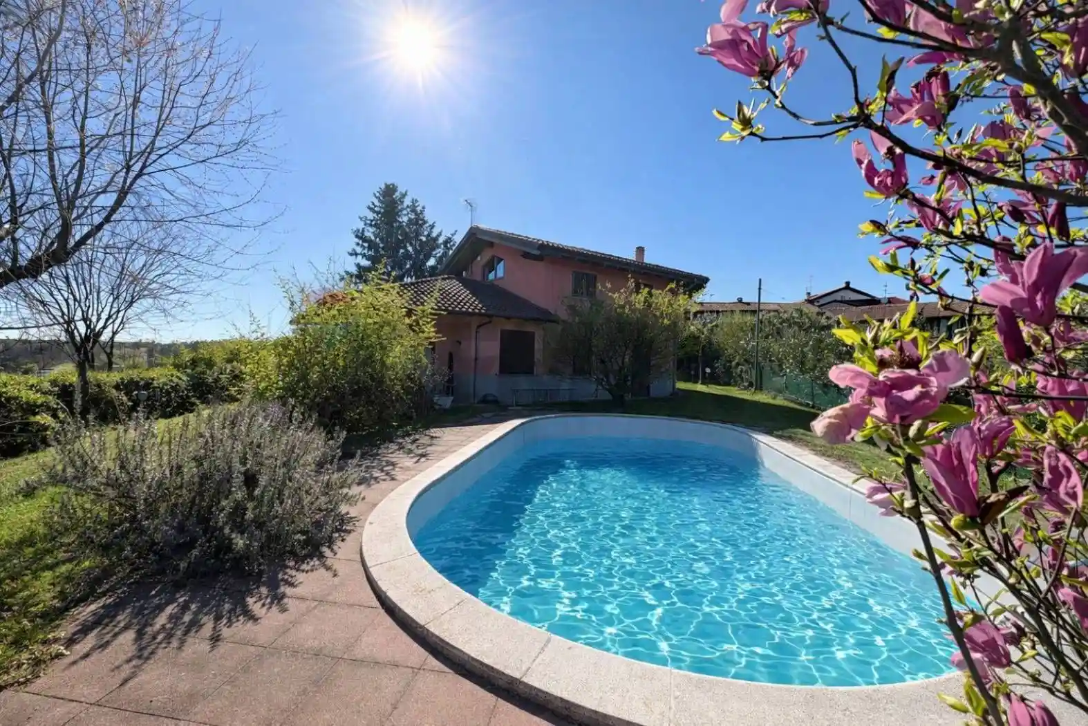 Casa indipendente in vendita a Borgo Ticino