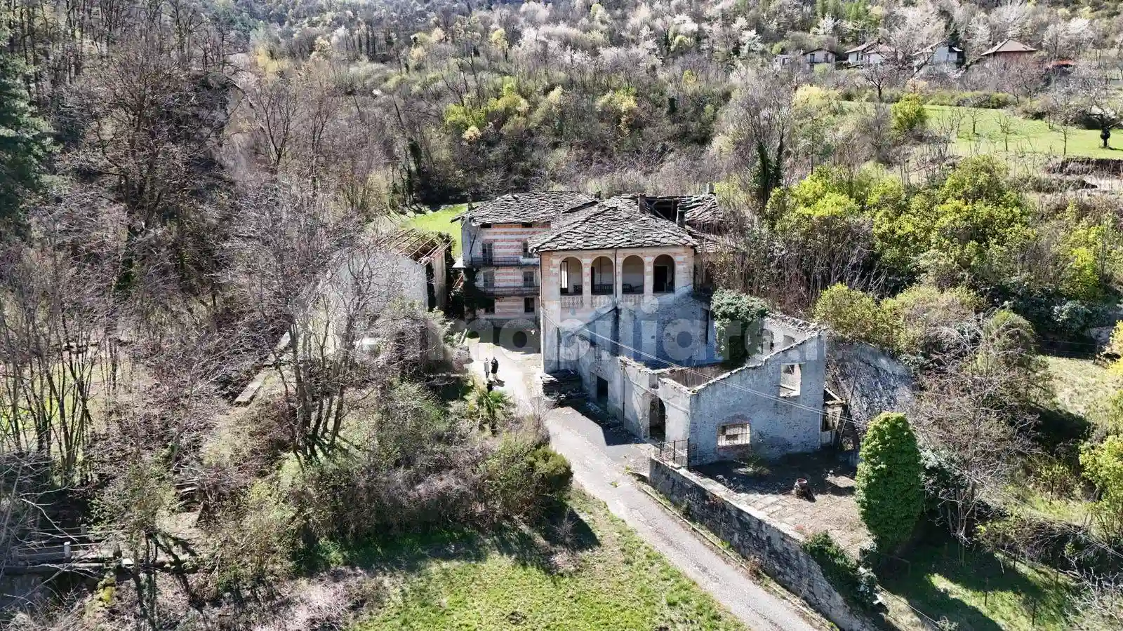 Palazzo - Edificio - foto 3