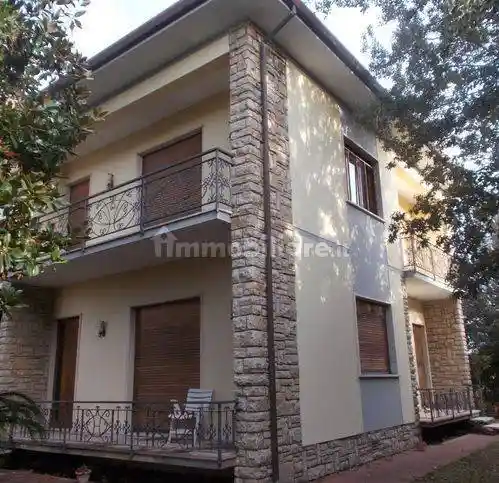 Villa in vendita a Pietrasanta