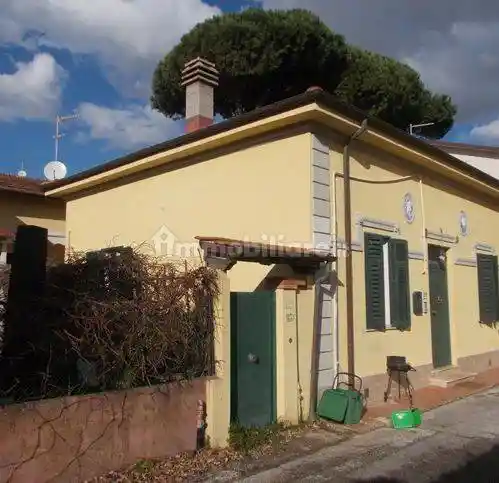 Casa indipendente in vendita a Pietrasanta