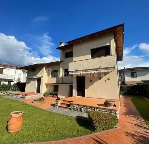 Villa in vendita a Pietrasanta