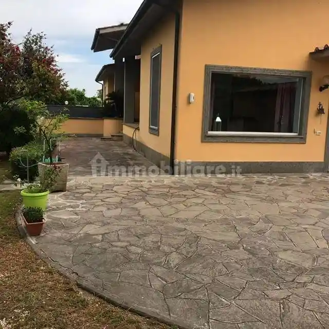 Villa in affitto a Roma