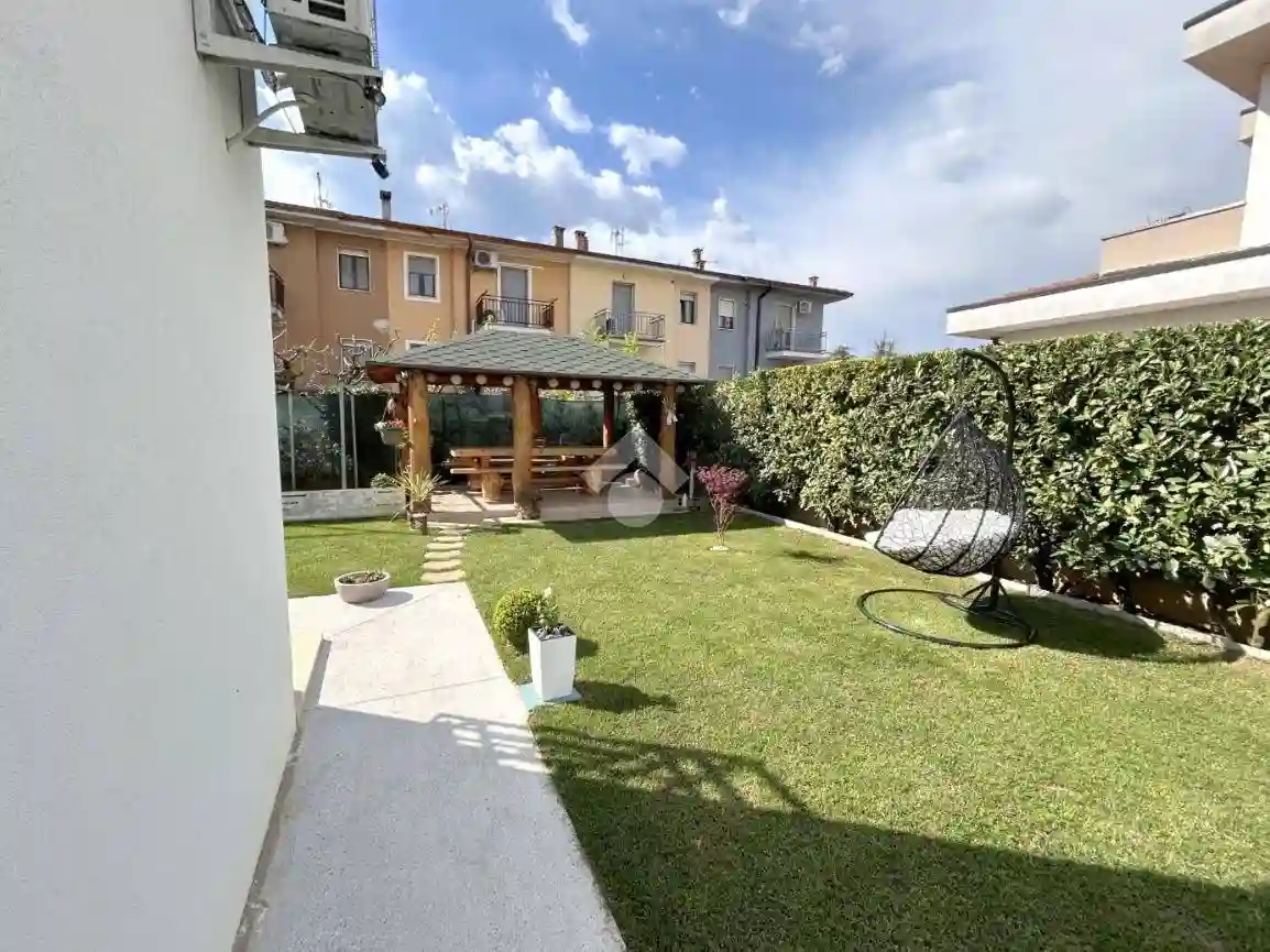 Villetta a schiera - foto 4