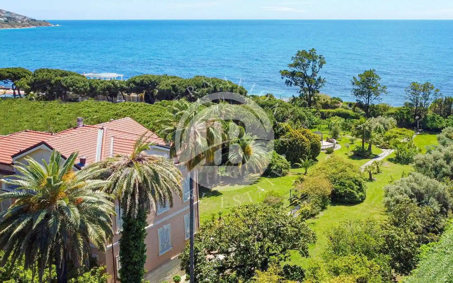 Villa in vendita a Sanremo