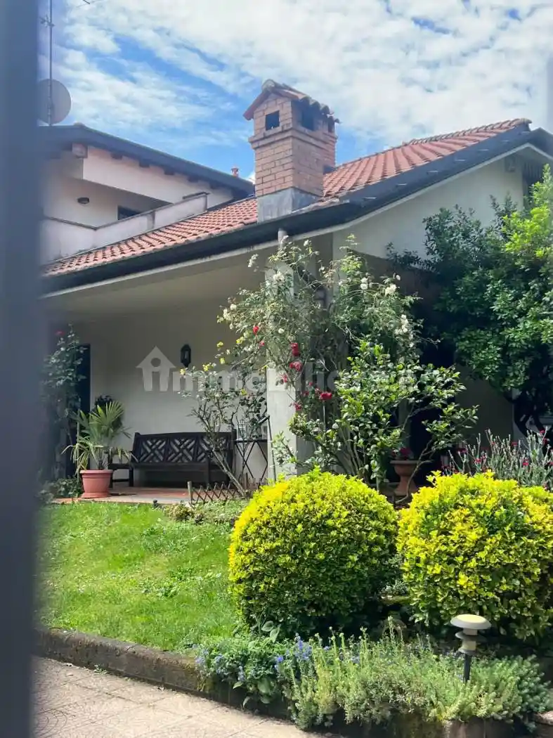 Appartamento in vendita a Arcore