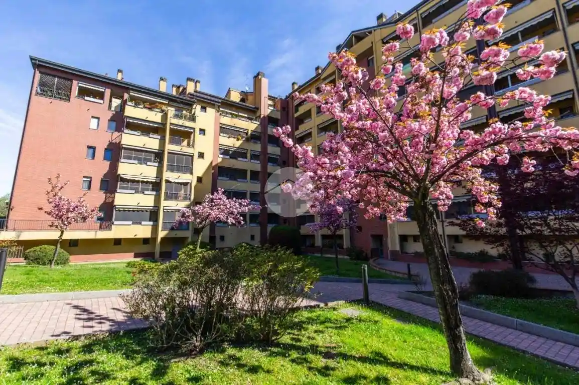 Appartamento in vendita a Rozzano