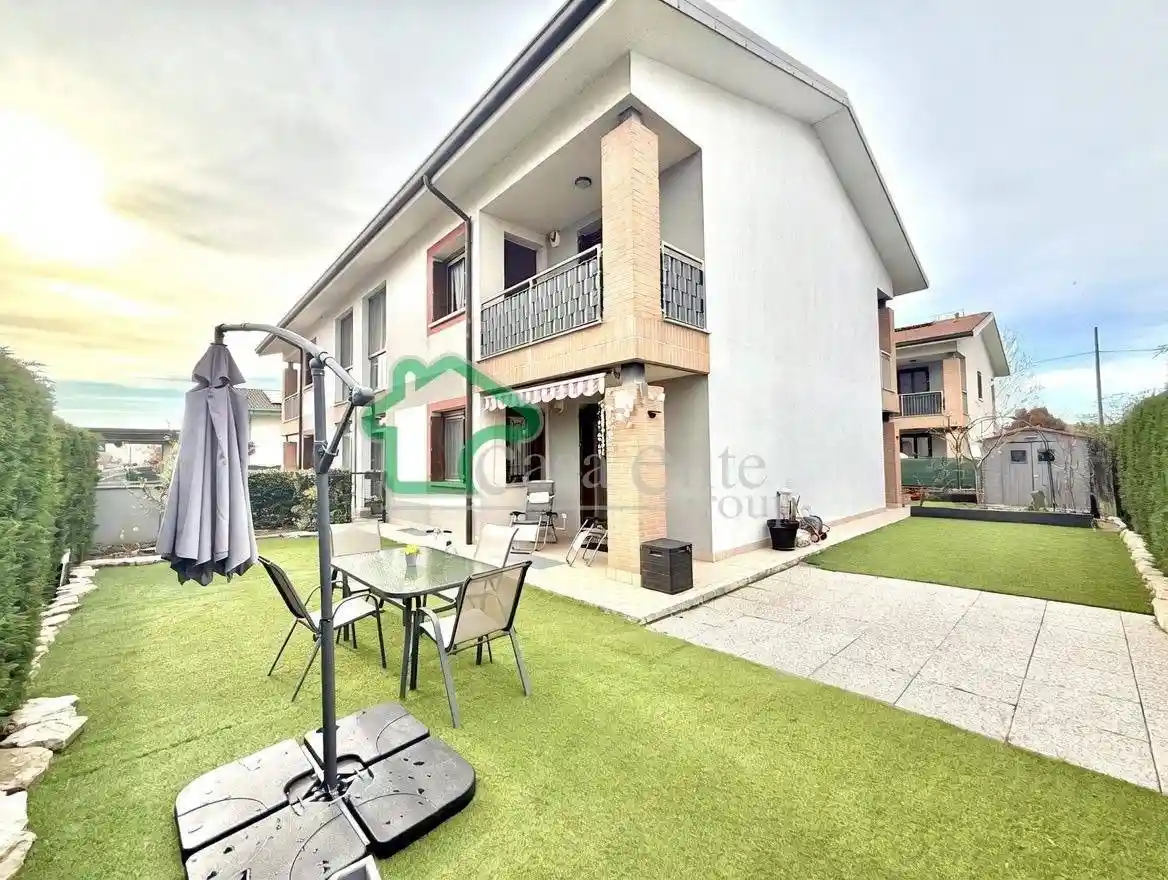 Appartamento in vendita a Calvenzano