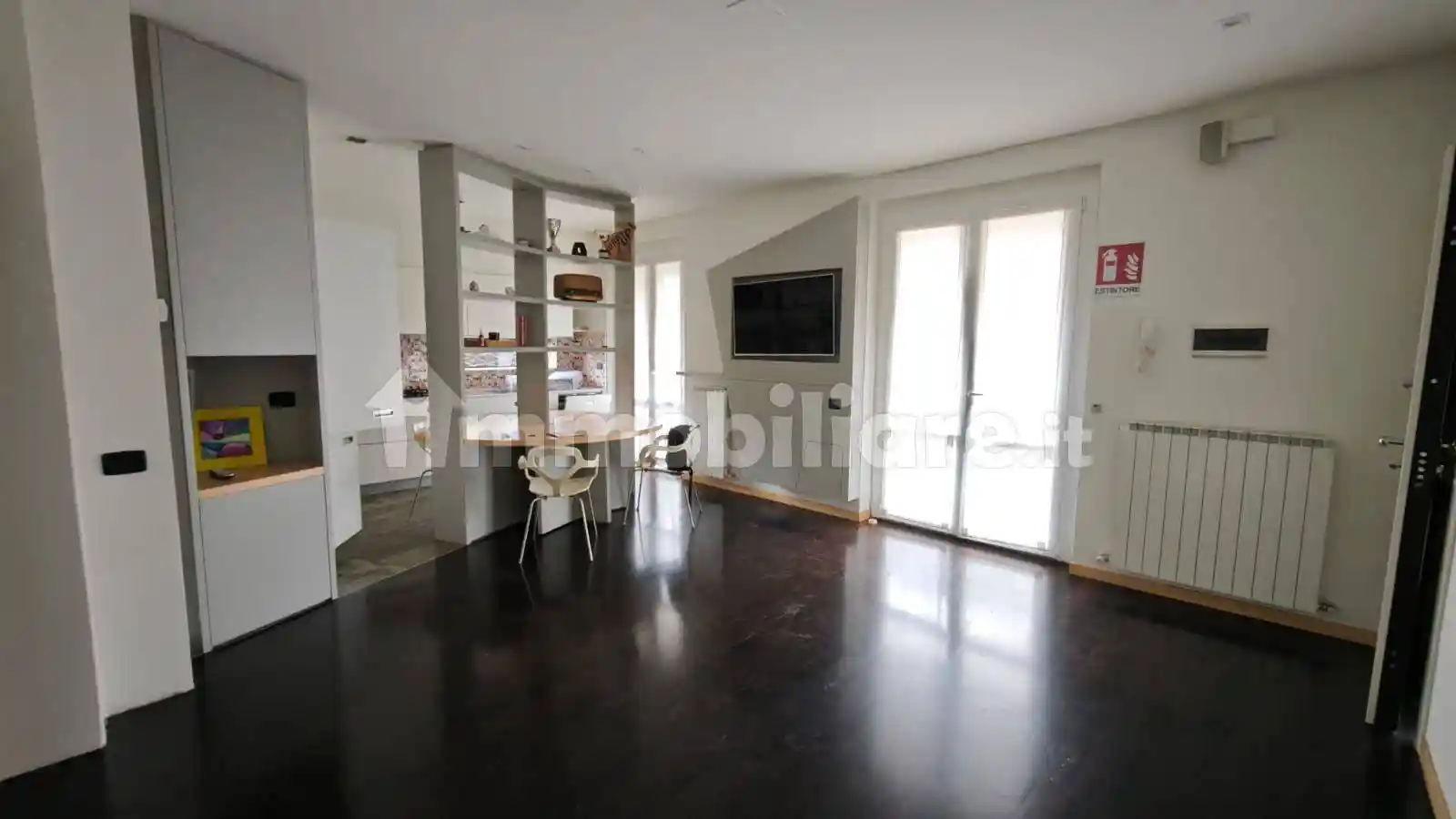 Appartamento in vendita a Capiago Intimiano