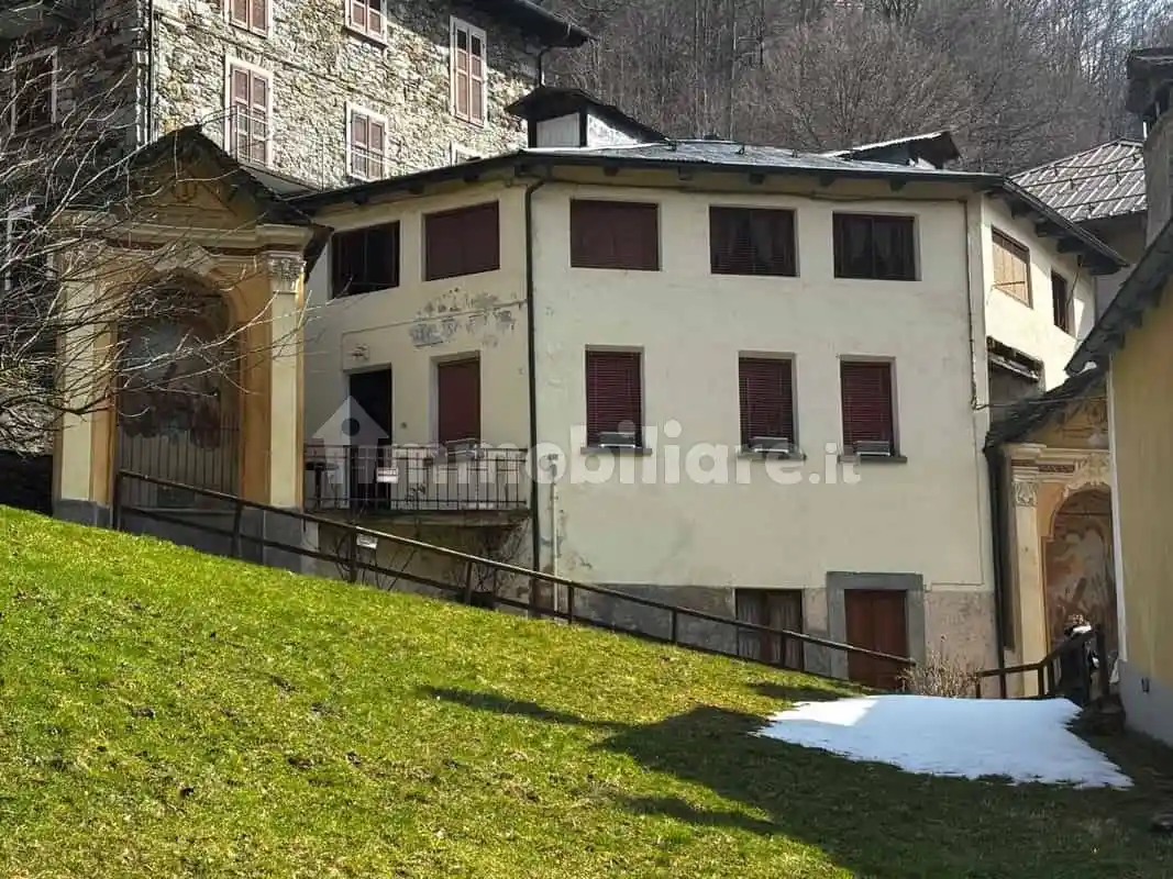 Casa indipendente in vendita a Fobello