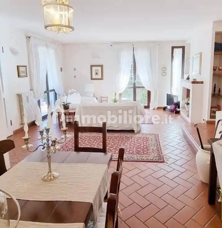 Villa in vendita a Ponsacco