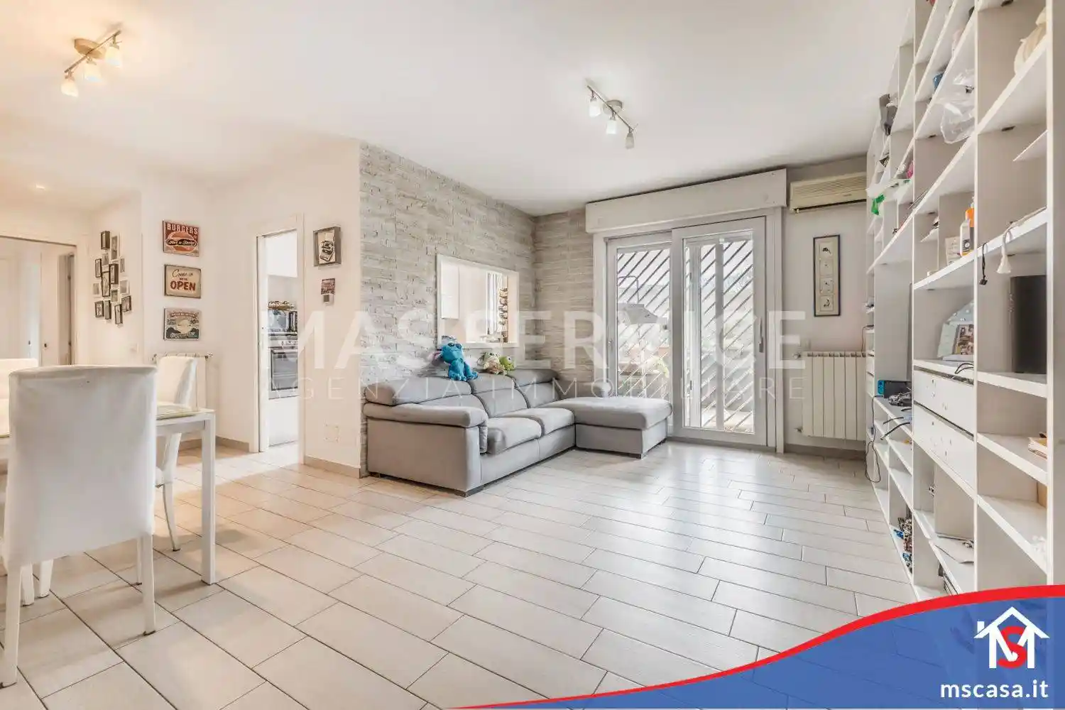 Appartamento in vendita a Roma