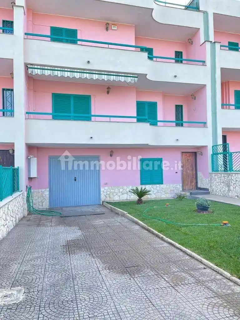 Villetta a schiera in affitto a Giugliano in Campania