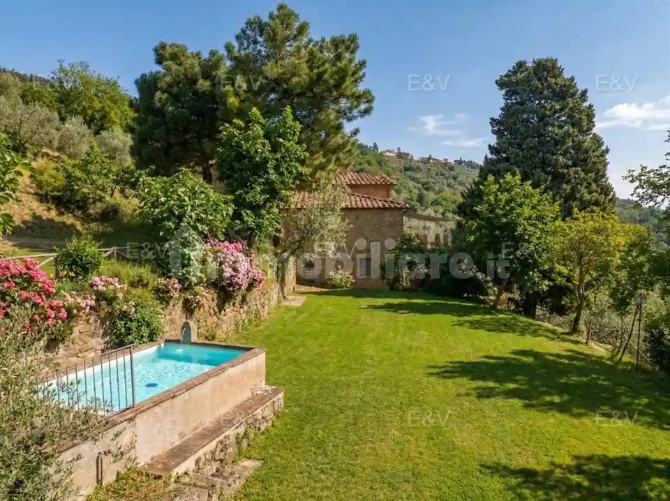 Rustico - Casale in vendita a Arezzo