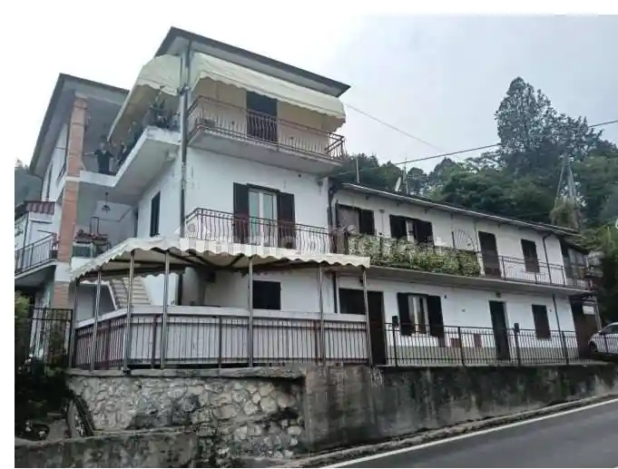 Palazzo - Stabile in vendita a Narni