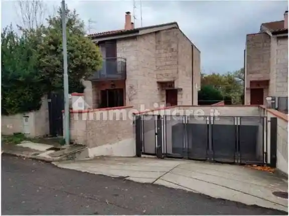 Casa indipendente in vendita a San Gemini