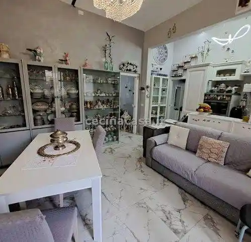 Appartamento in vendita a Cecina