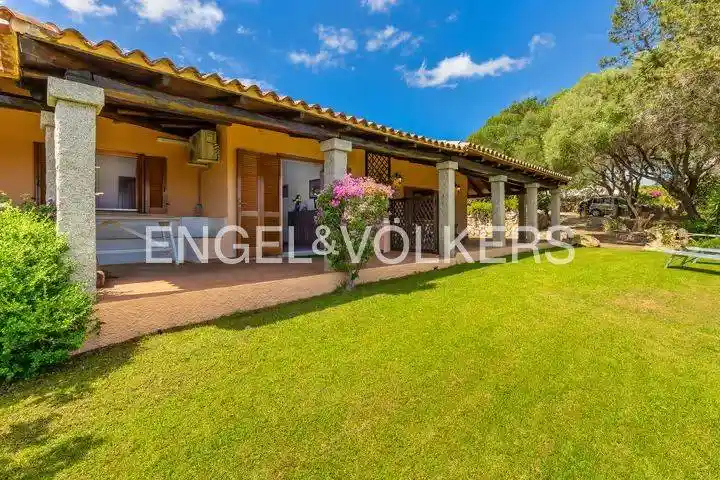 Villa in vendita a Olbia